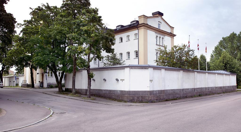 Home Hotel Bilan Карлстад Екстериор снимка