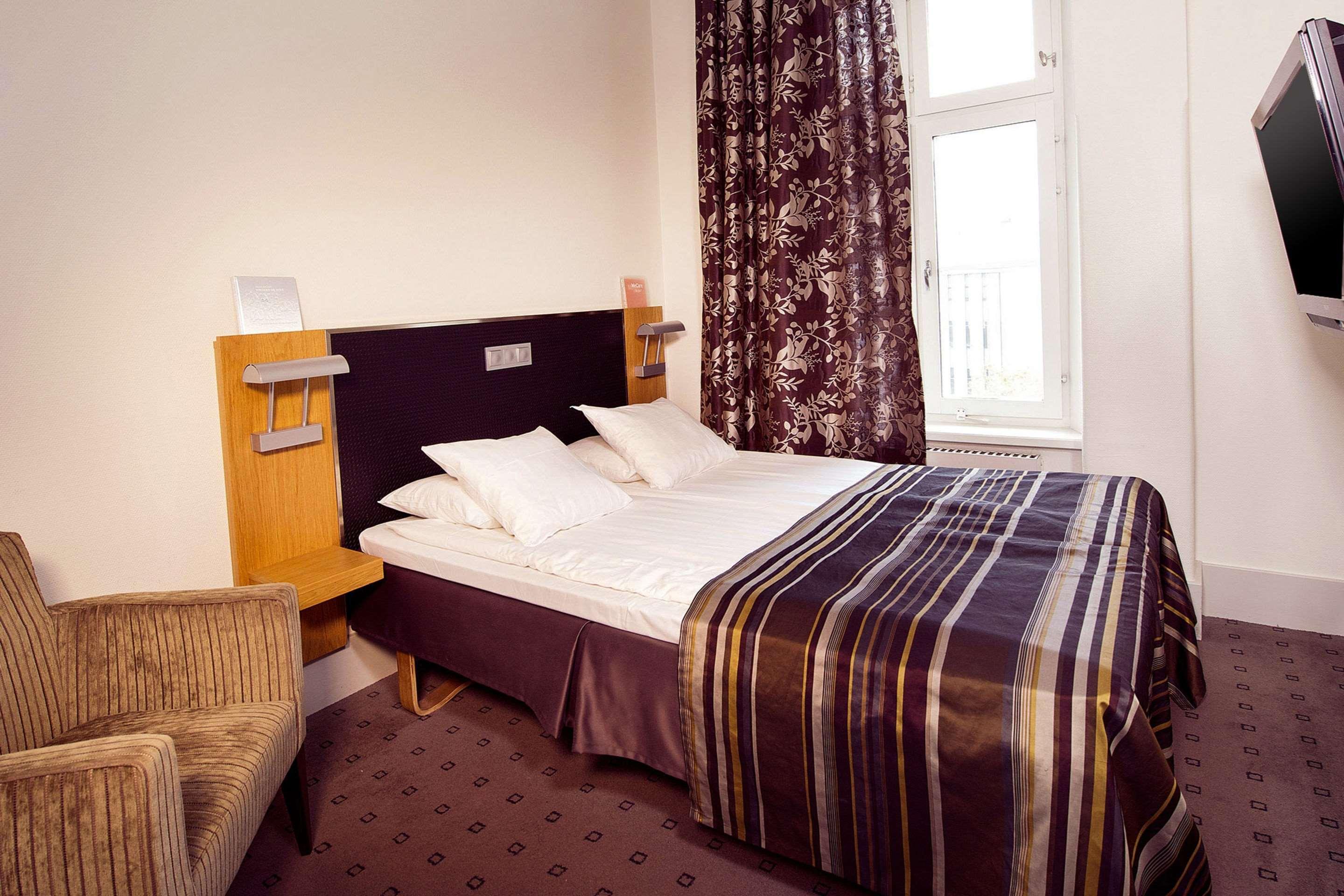 Home Hotel Bilan Карлстад Екстериор снимка